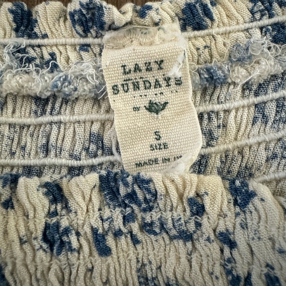 Blue Floral CottageCore Top - Picture 4 of 5